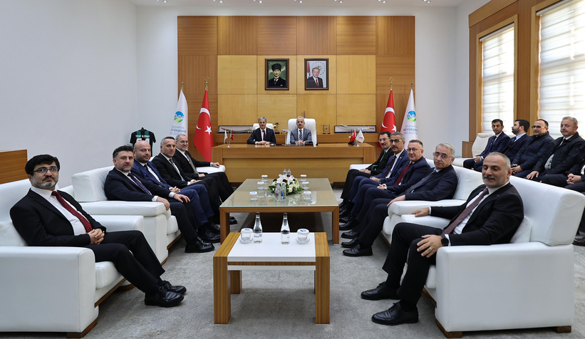 bakan-uraloglu-ndan-baskan-alemdar-a-ziyaretnjfntkzzmu