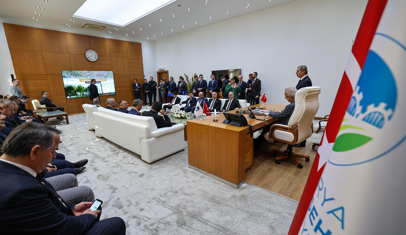 bakan-uraloglu-ndan-baskan-alemdar-a-ziyaretnjfntkzzmu