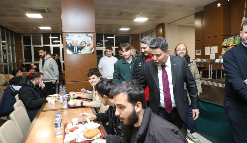 bakan-yardimcisindan-akyazi-da-sahur-ziyaretiumdrrkfhzk