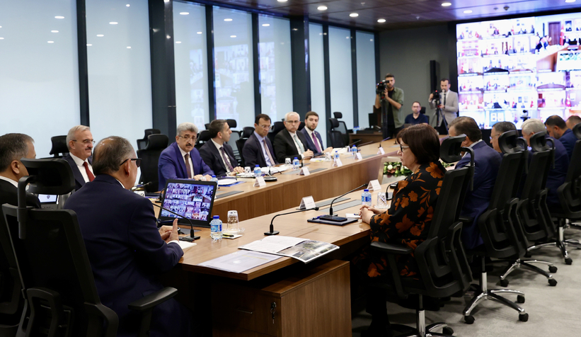 bakanlar-denize-kiyisi-olan-28-ilin-valisi-ile-toplanti-yaptin2nmyndnb3