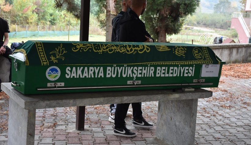 Balayına giderken kazada ölen geline acı veda