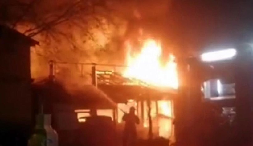 Balık lokantası alev alev yandı