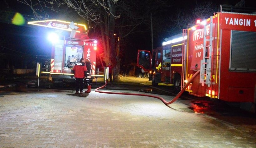 Balık lokantası alev alev yandı