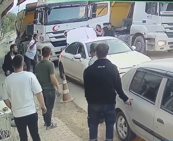 baltali-trafik-kavgasi-kameradatwdgserrrw