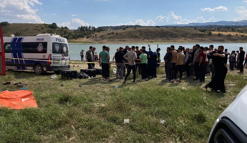 Barajda facia; 3 kişi boğularak can verdi