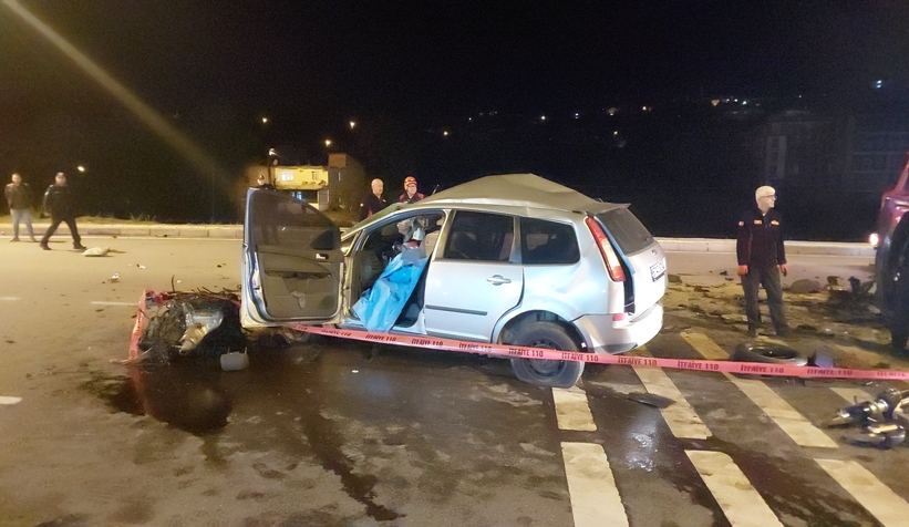 Bariyeri geçip karşı şeride geçti: 1 ölü, 2 yaralı