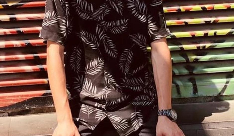 Bariyerlere çarpan otomobilin sürücüsü öldü