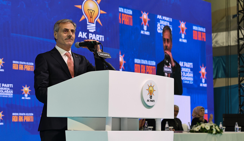 Başkan Alemdar, AK Parti İl Kongresi’nde konuştu