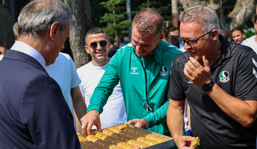 baskan-alemdar-dan-sakaryaspor-a-moral-ziyaretisvhusgrkeg