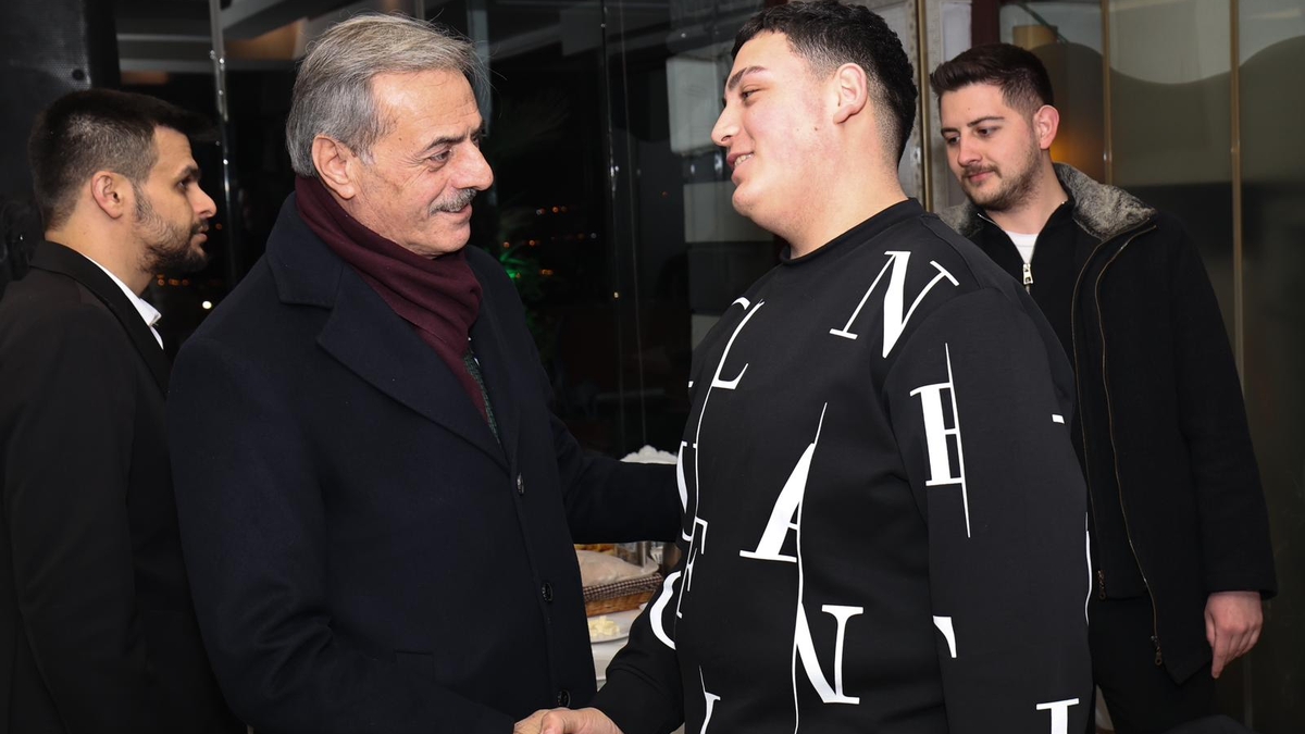 Başkan Alemdar Gençlik Sofrası sahur programına katıldı