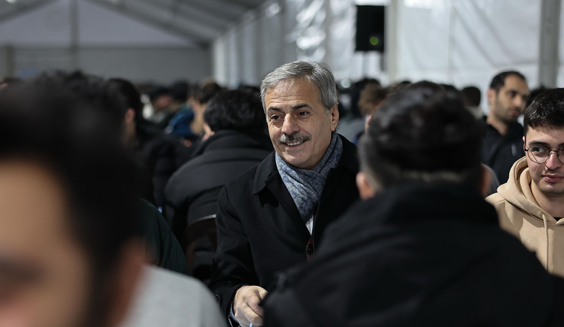baskan-alemdar-iftarini-universite-ogrencileri-ile-actim2pvsmu2me