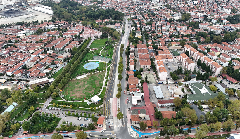 baskan-alemdar-metrobuste-vatandaslarla-yolculuk-etti-talepleri-dinledirtbuzvrod3