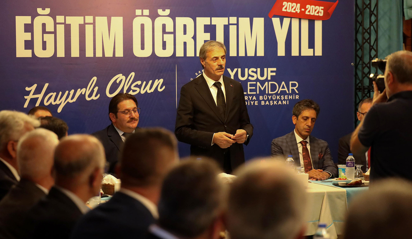 baskan-alemdar-milli-egitim-mudurleri-ile-bulustubgdjtnvmm3