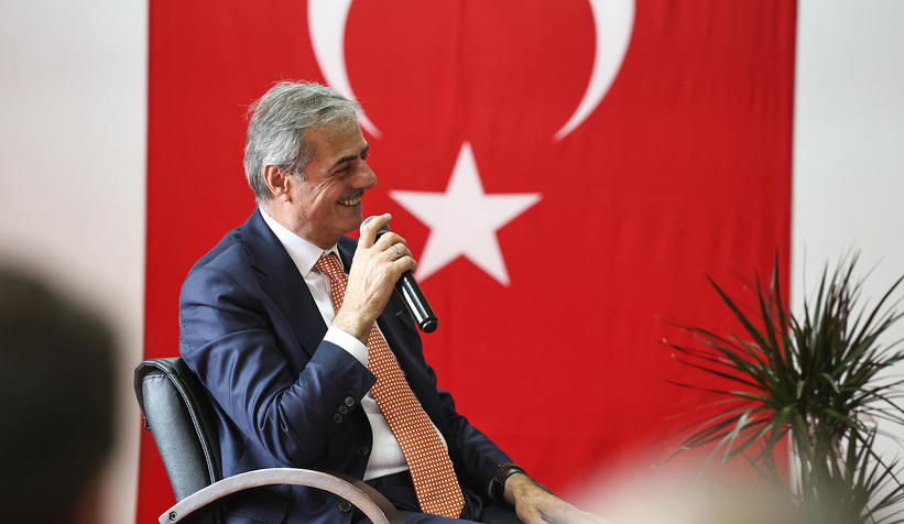 baskan-alemdar-ogrencielr-ile-bir-araya-geldimurkk1ffzv