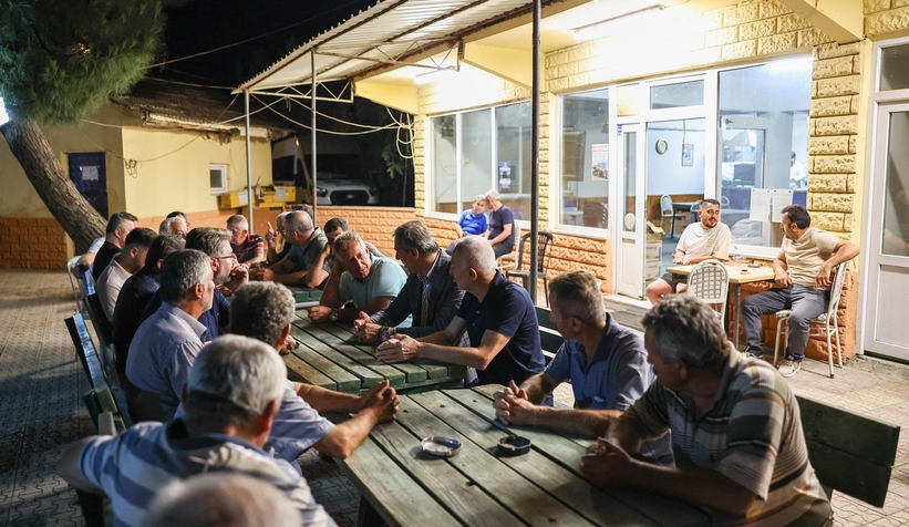 Başkan Alemdar yangındna etkilenen mahalleleri ziyaret etti