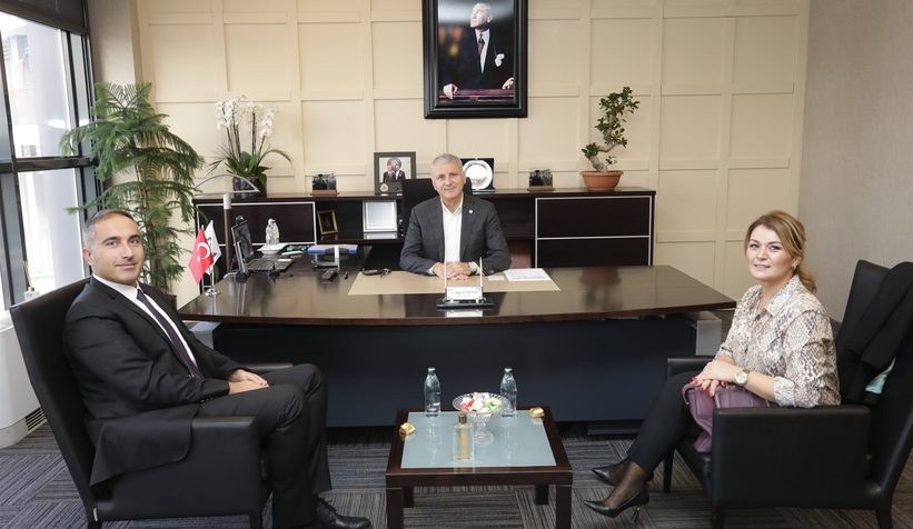 Başkan Altuğ'a hayırlı olsun ziyaretleri sürüyor