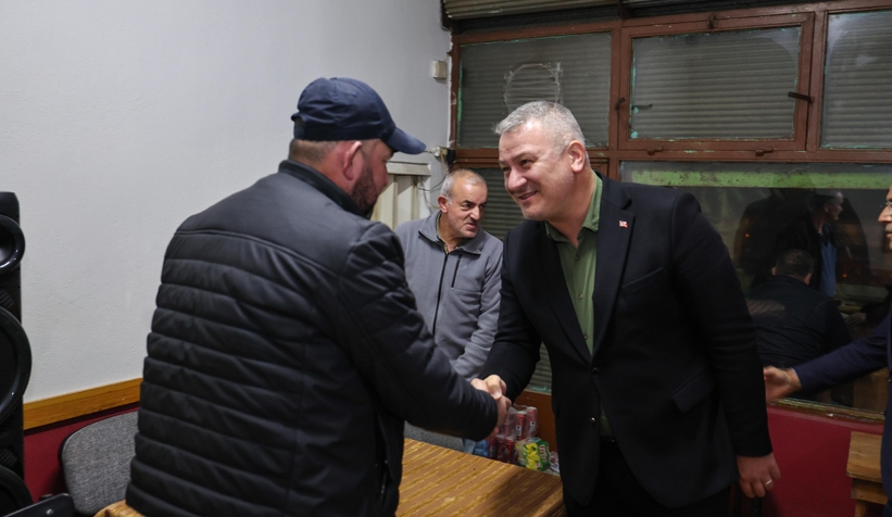 baskan-celik-uzunkoy-de-vatandaslar-ile-bulustut2heshrnsh