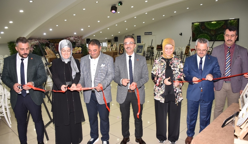 baskan-dinc-filografi-sergisini-gezdiemfsyufvr0