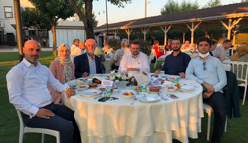 baskan-ekrem-yuce-gazetecilerle-bulustuv2g0wug4rm