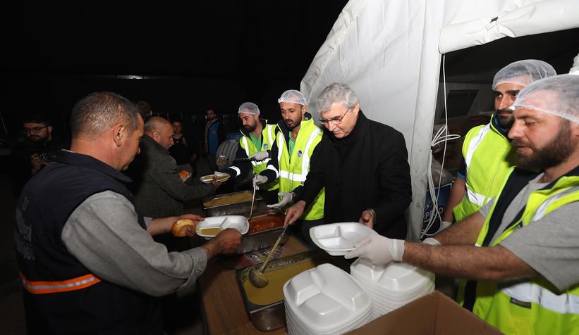 Başkan Ekrem Yüce İskenderun’da konuştu