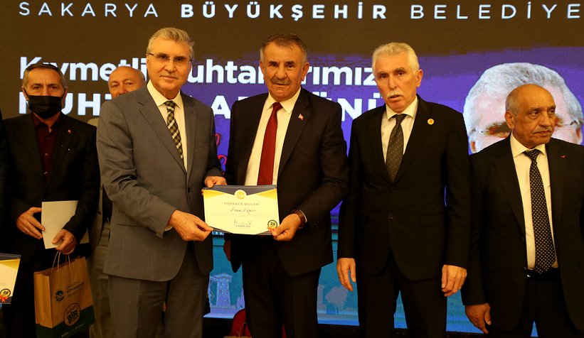 baskan-ekrem-yuce-muhtarlarla-bir-araya-geldinza2uvrynd