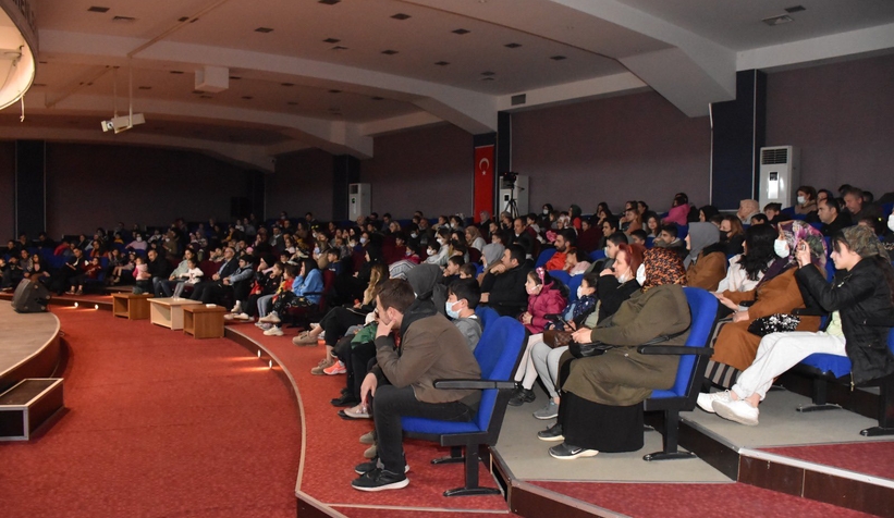 Başkan Fevzi Kılıç Kültür ve sosyal işler müdürlüğünün çalışmalarını değerlendirdi