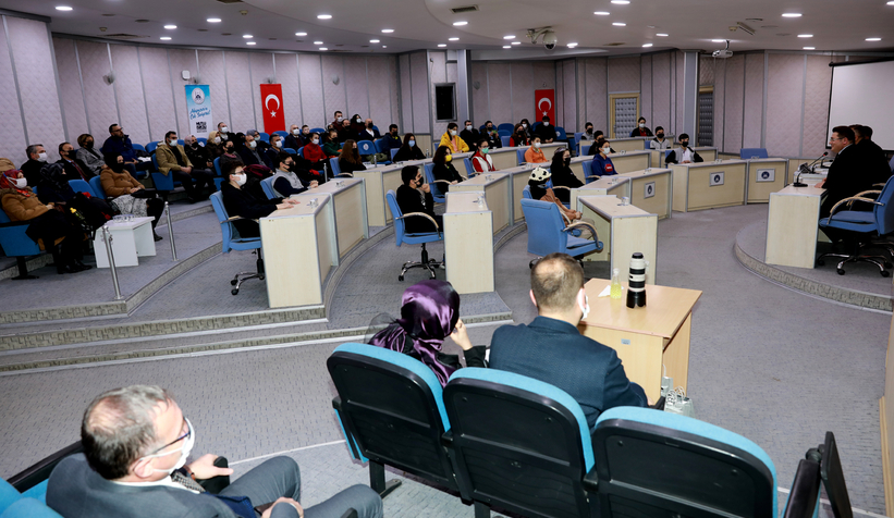 baskan-isiksu-dan-ogrencilere-hediyesmn3butxuy