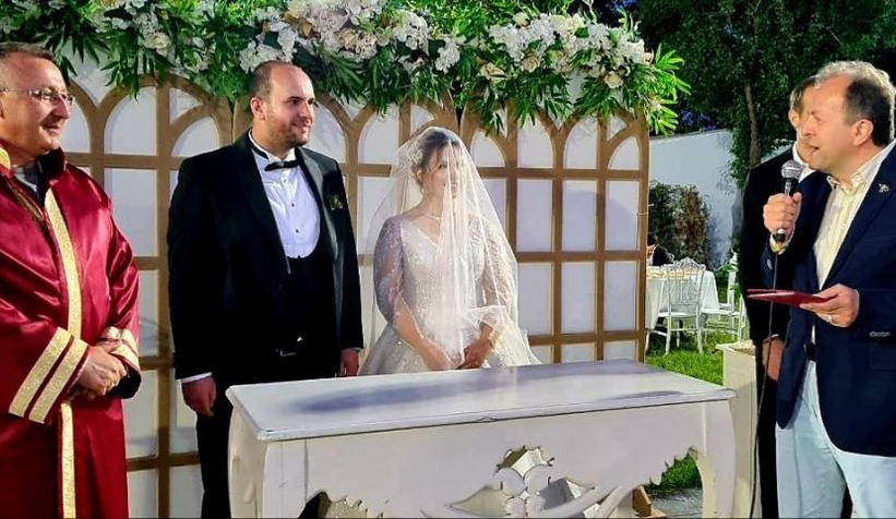 baskan-isiksu-nikahi-kiydi-bakan-yardimcisi-duran-nikah-sahidi-olduvkvjy3d3k2