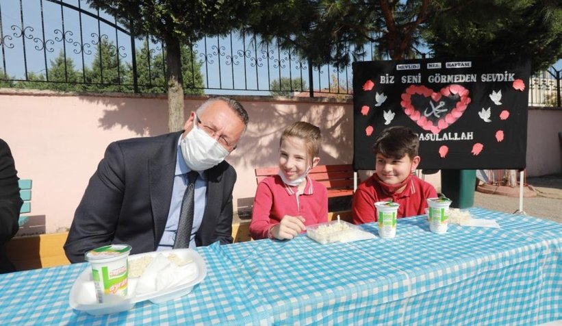 baskan-isiksu-ogrencilerle-bir-araya-geldiakkyb21jmg