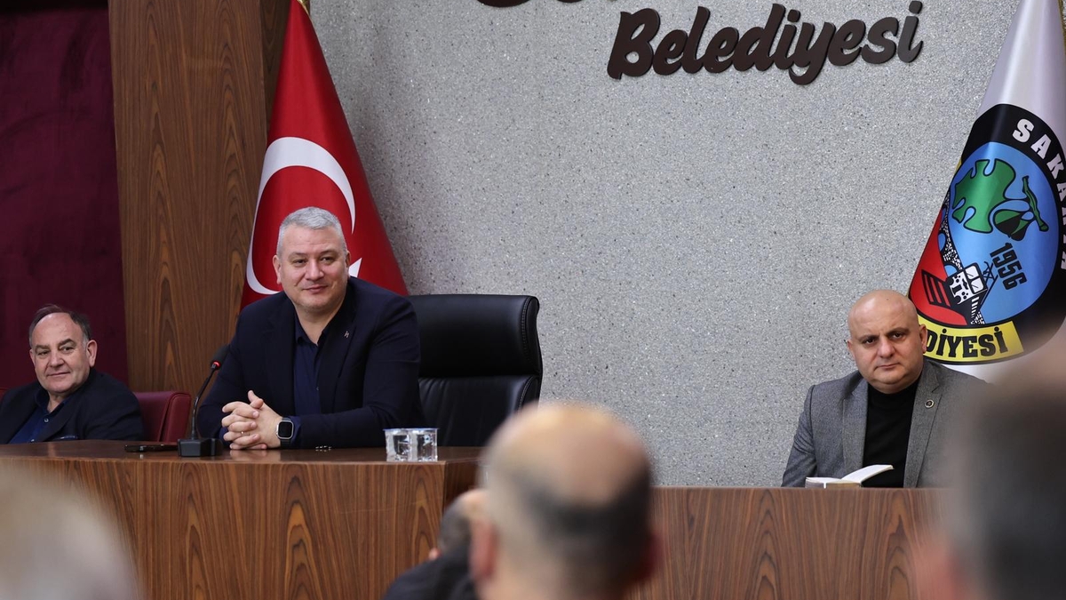 Başkan Osman Çelik Muhtarlarla bir araya geldi