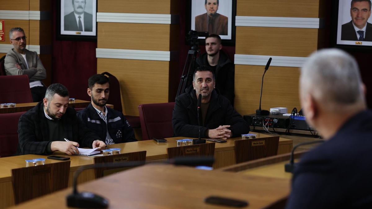 Başkan Osman Çelik Muhtarlarla bir araya geldi