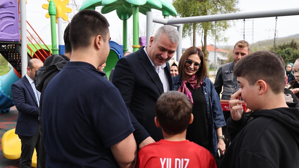 Başkan Osman Çelik Serdivan’da hizmet çıtasını yükseltiyor