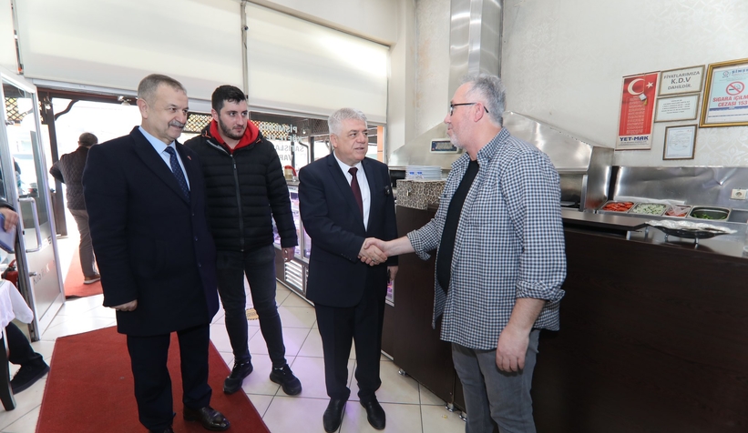 Başkan Rahmi şengül mahallelere müjdeyle gidiyor