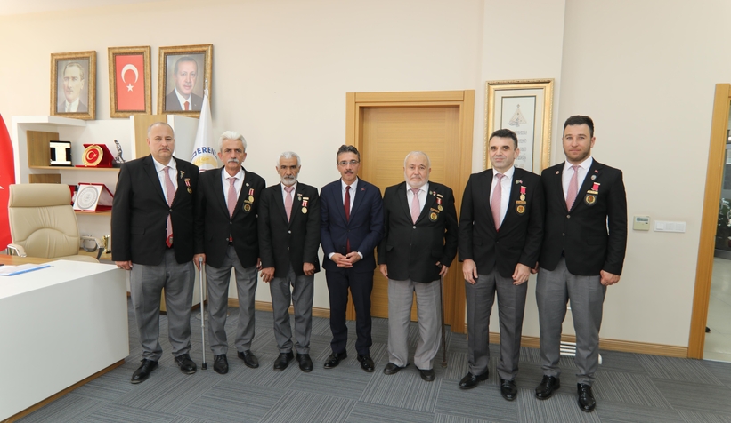 baskan-senol-dinc-vakit-cok-calisma-vaktibw9amhpbnw