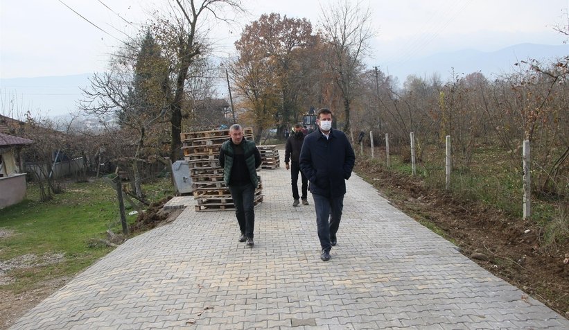 Başkan Soykan 3 mahalledeki çalışmaları inceledi