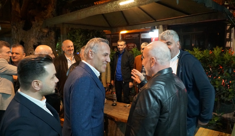baskan-tever-den-sapanca-da-ramazan-ziyaretleriv09ny2u2tn
