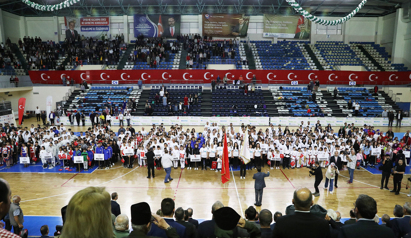 Başkan Yüce, 19 Mayıs'ta gençlerle