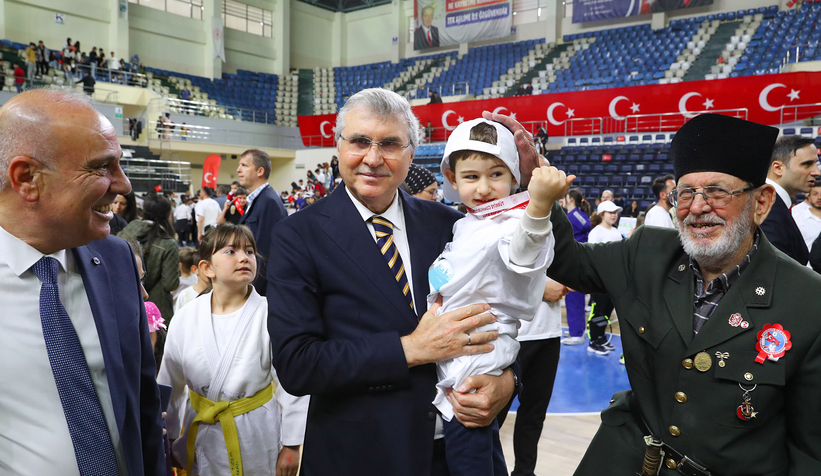 Başkan Yüce, 19 Mayıs'ta gençlerle