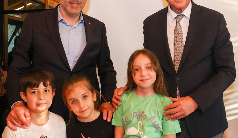 baskan-yuce-ak-parti-il-kadin-kollarinin-toplantisina-katildibvuzwgpqzn
