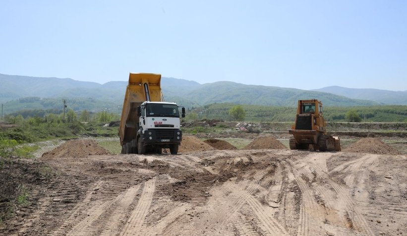 Başkan Yüce Akyazı'da inceleme yaptı