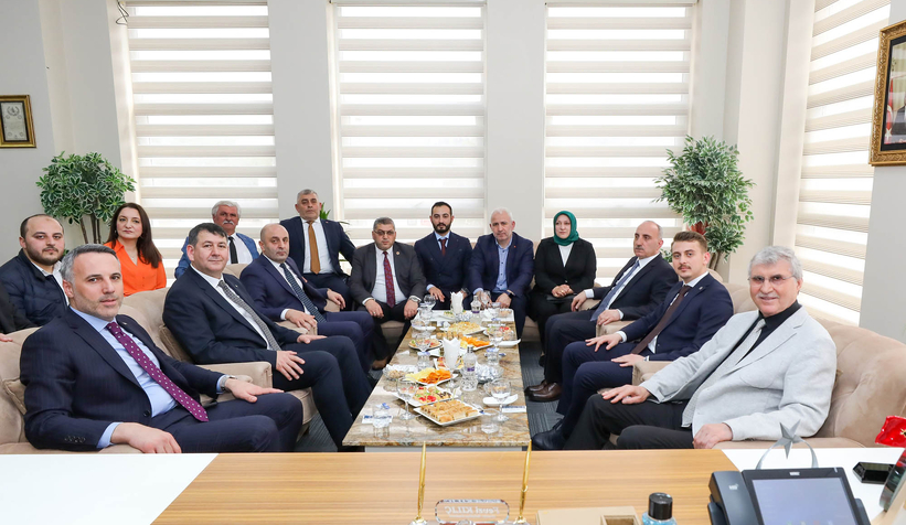 Başkan Yüce birlik ve beraberlik mesajı verdi