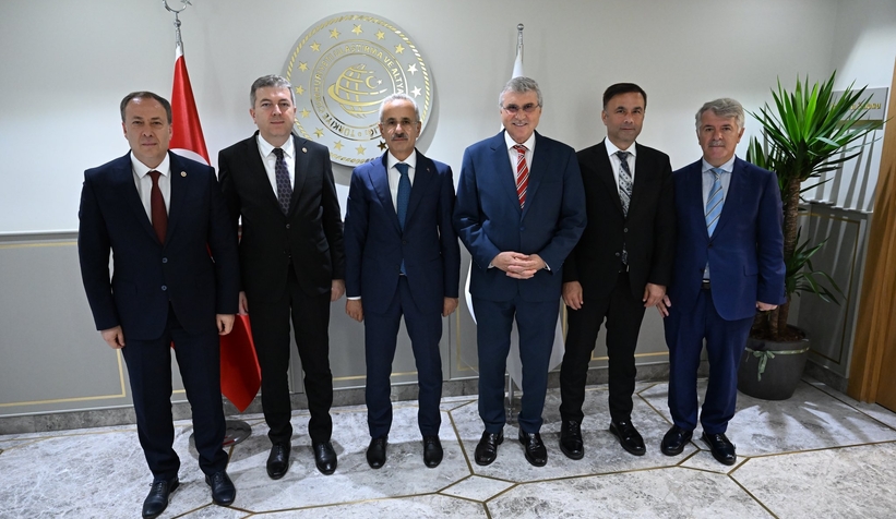 baskan-yuce-den-rayli-sistem-mujdesi-kus-carsi-etabi-programa-aliniyorueqzd0xhcd
