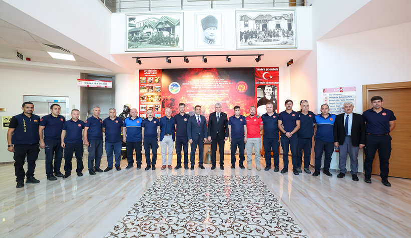 Başkan Yüce itfaiyecilerle buluştu