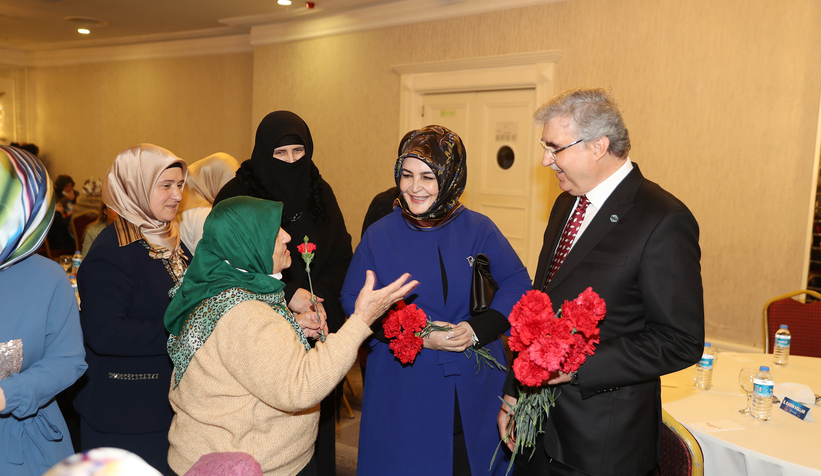 Başkan Yüce kadın buluşmasında konuştu