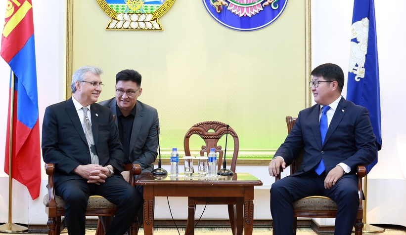 Başkan Yüce Moğalistan'da temaslarda bulundu