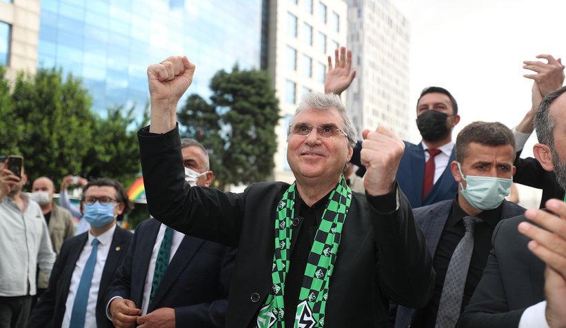 Başkan Yüce takımı otelden stadyuma uğurladı