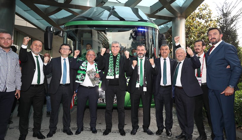 Başkan Yüce takımı otelden stadyuma uğurladı