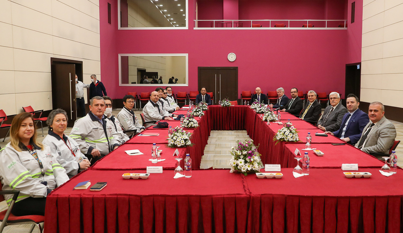 baskan-yuce-toyota-turkiye-yi-ziyaret-ettiyxzusg9gqj