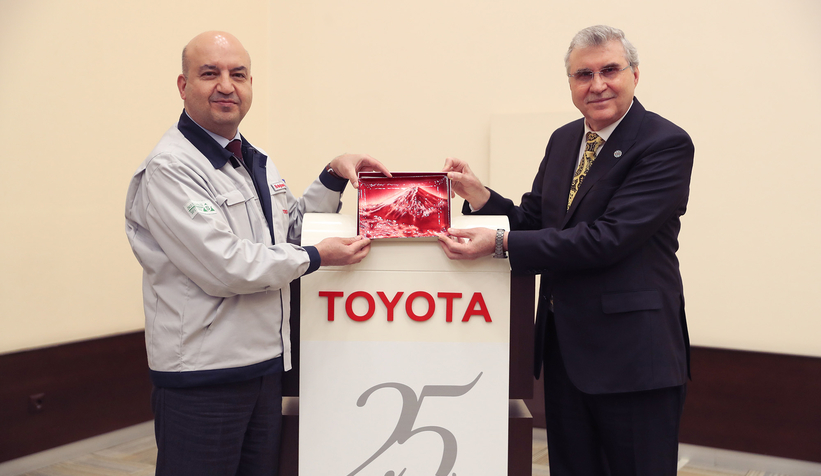 baskan-yuce-toyota-turkiye-yi-ziyaret-ettiyxzusg9gqj