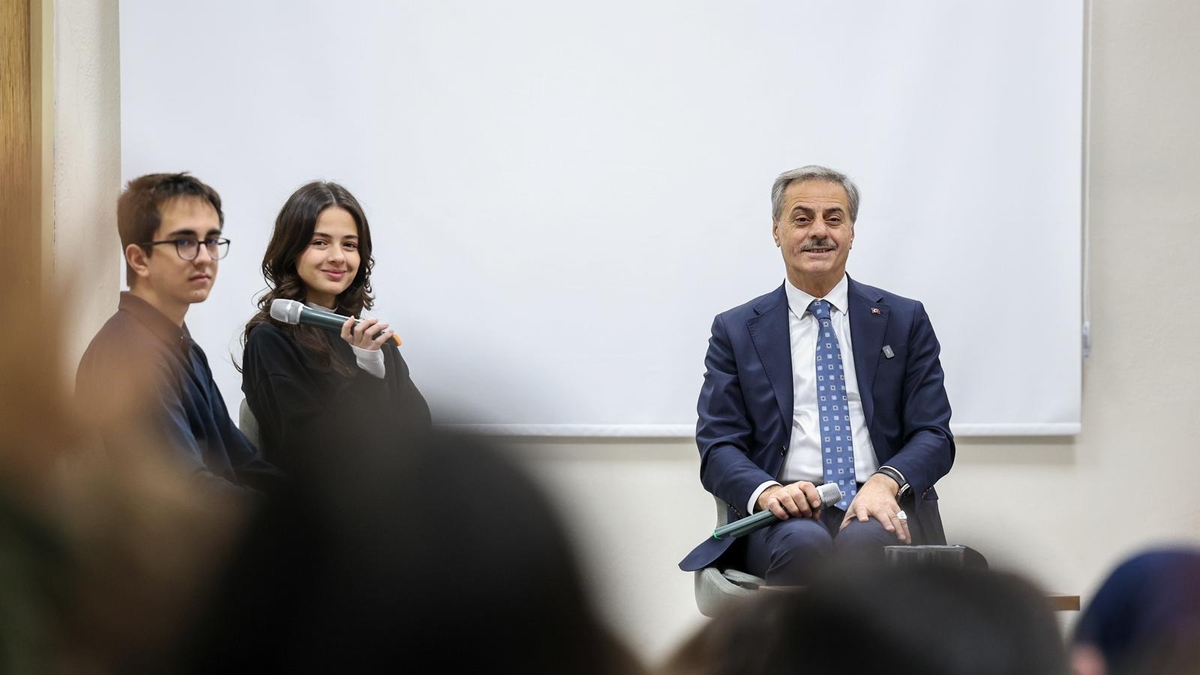 Başkan Yusuf Alemdar söyleşiye katıldı